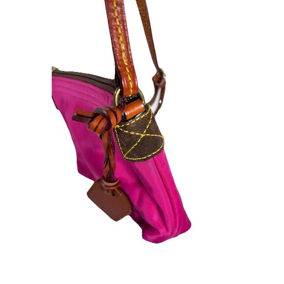 Dooney And Bourke Nylon Crossbody Vintage Shoulder Bag Pink Leather Strap Charm - Picture 4 of 9
